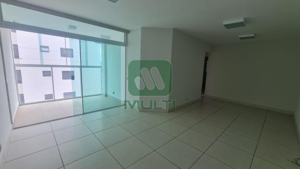 Apartamento à venda com 3 quartos, 85m² - Foto 1