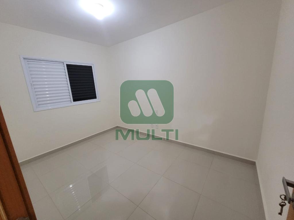 Apartamento à venda com 2 quartos, 77m² - Foto 10