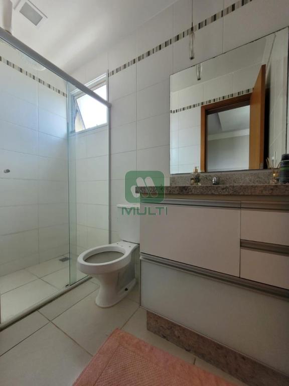 Apartamento à venda com 3 quartos, 90m² - Foto 4