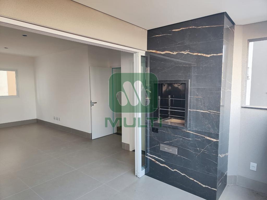 Apartamento à venda com 3 quartos, 93m² - Foto 3