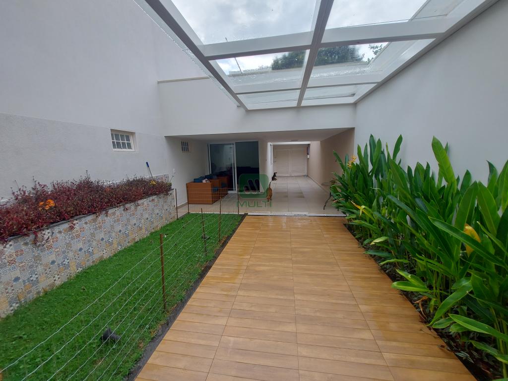 Casa à venda com 3 quartos, 455m² - Foto 30