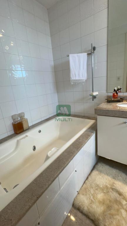 Apartamento à venda com 4 quartos, 164m² - Foto 10