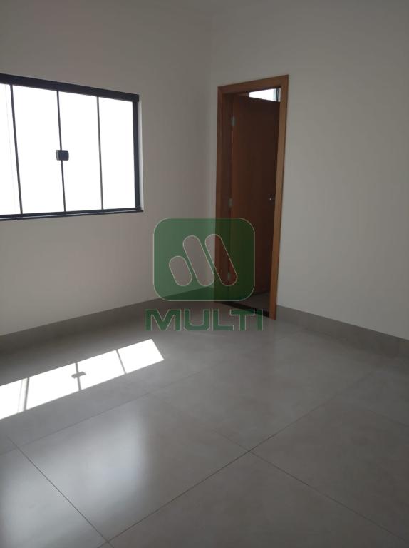 Casa à venda com 3 quartos, 149m² - Foto 3