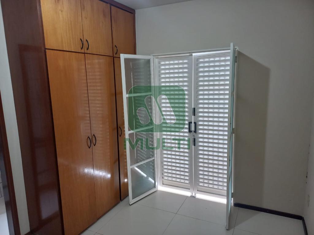 Apartamento à venda com 3 quartos, 108m² - Foto 9