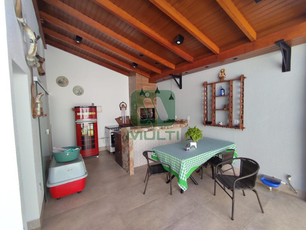 Casa à venda com 4 quartos, 289m² - Foto 17