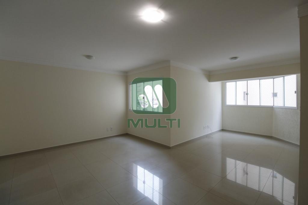 Apartamento à venda com 3 quartos, 100m² - Foto 1