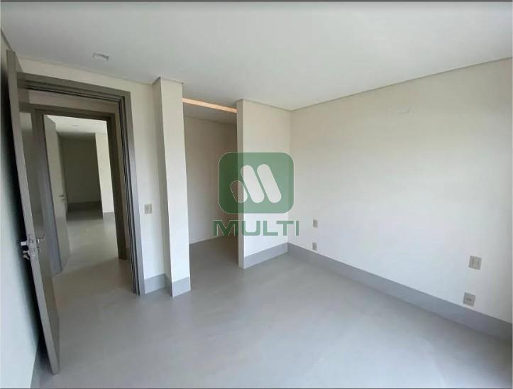 Casa de Condomínio à venda com 4 quartos, 601m² - Foto 25