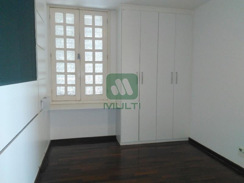 Casa à venda com 4 quartos, 155m² - Foto 24