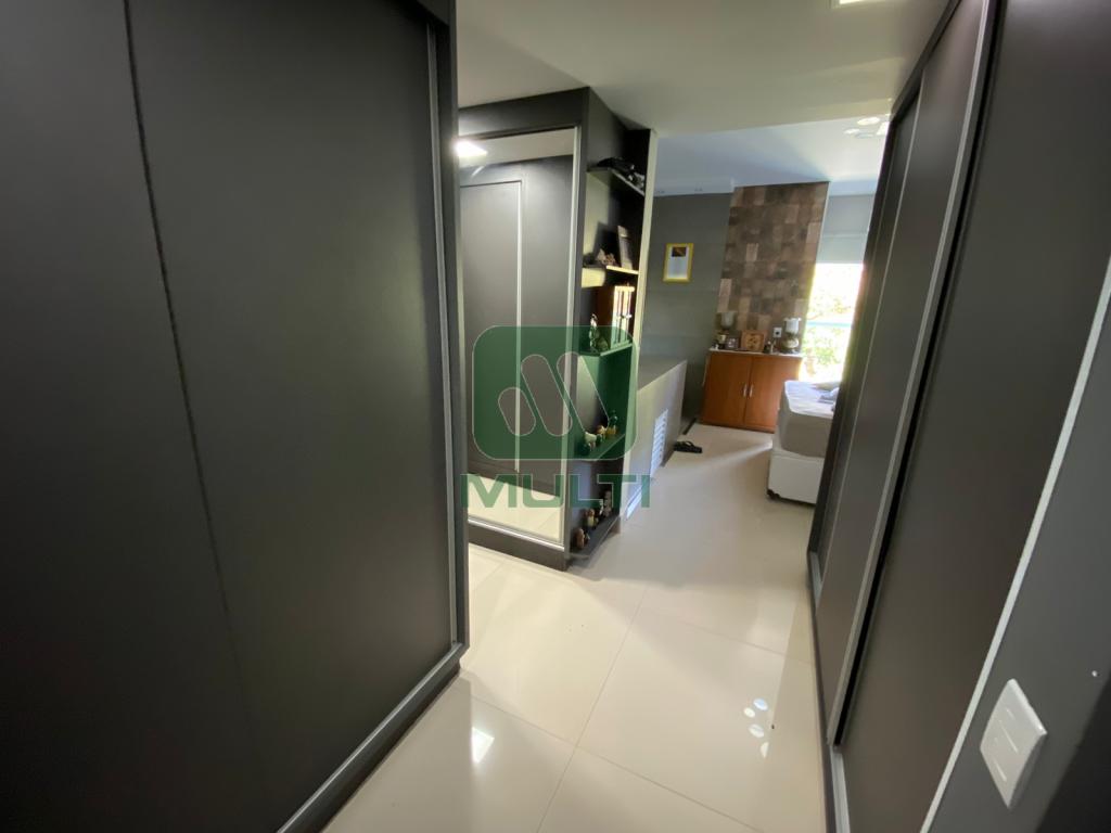 Casa à venda com 3 quartos, 202m² - Foto 23