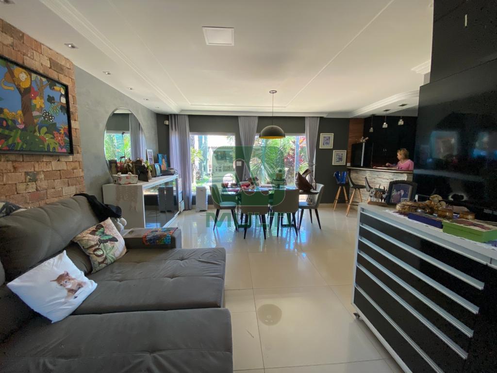 Casa à venda com 3 quartos, 202m² - Foto 40