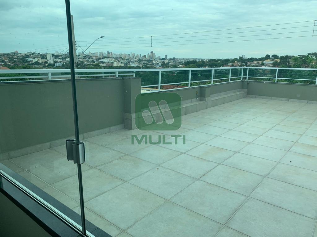 Casa à venda com 3 quartos, 288m² - Foto 28