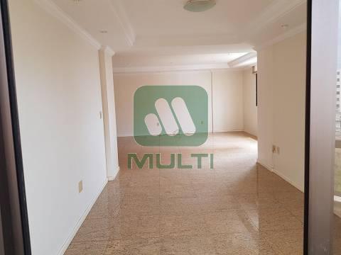 Apartamento à venda com 3 quartos, 203m² - Foto 16