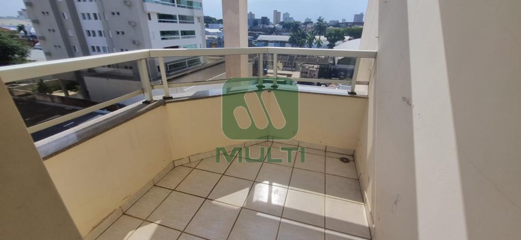 Apartamento à venda com 3 quartos, 147m² - Foto 9