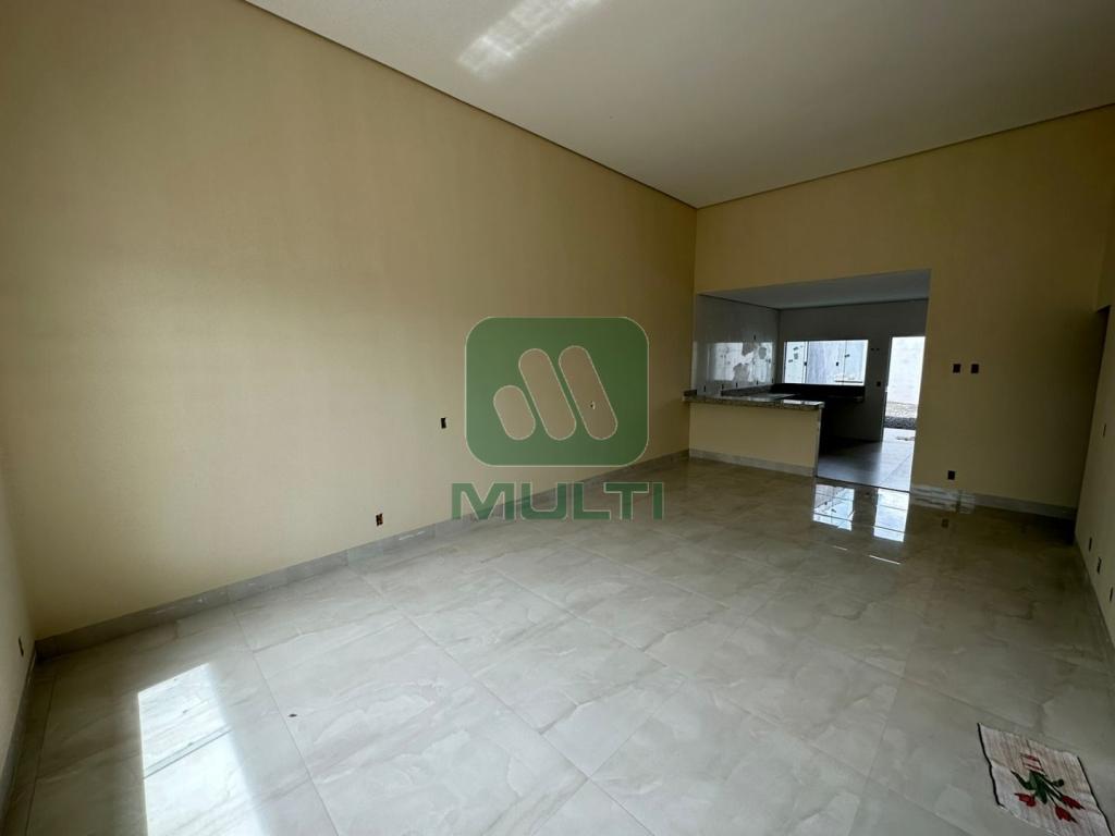 Casa à venda com 3 quartos, 132m² - Foto 11