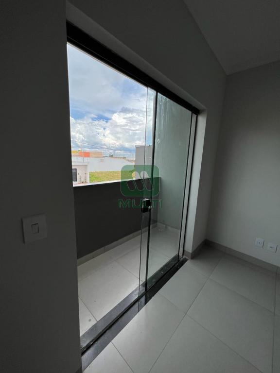 Apartamento à venda com 3 quartos, 75m² - Foto 27