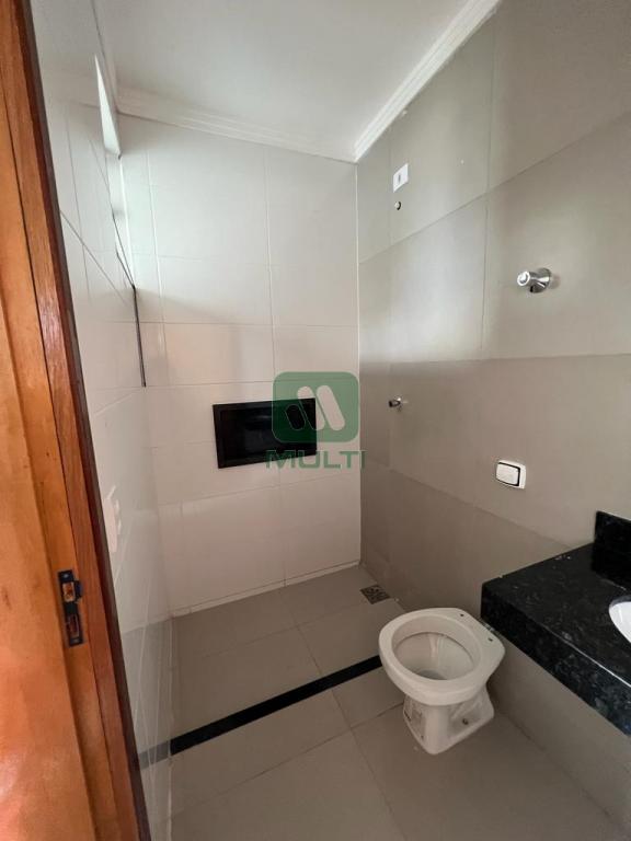 Apartamento à venda com 3 quartos, 75m² - Foto 32