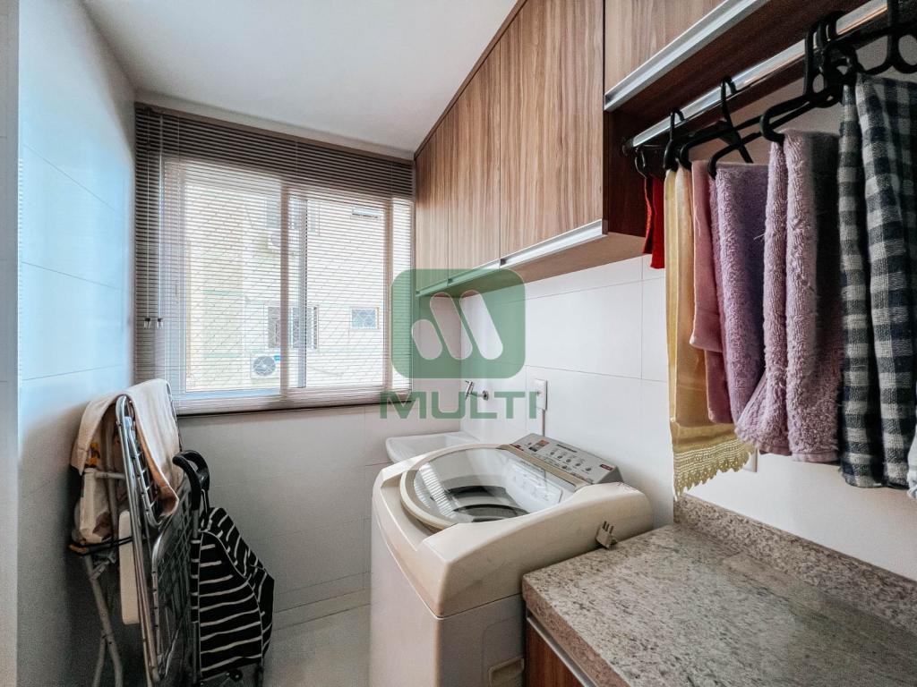 Apartamento à venda com 3 quartos, 110m² - Foto 17