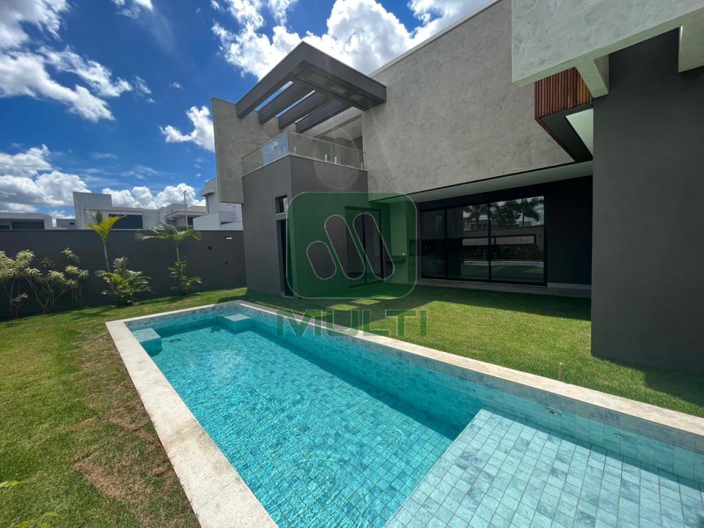 Casa de Condomínio à venda com 4 quartos, 353m² - Foto 13