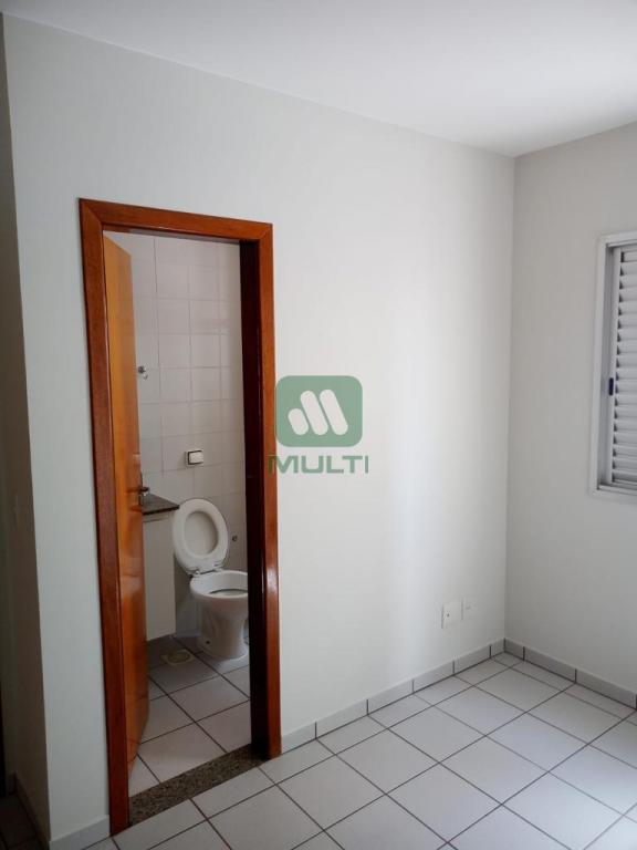 Apartamento à venda com 3 quartos, 83m² - Foto 6