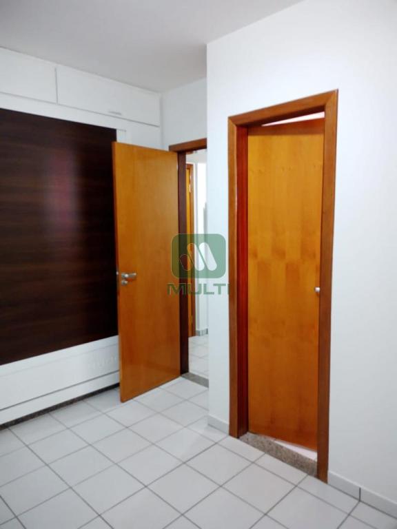 Apartamento à venda com 3 quartos, 83m² - Foto 12