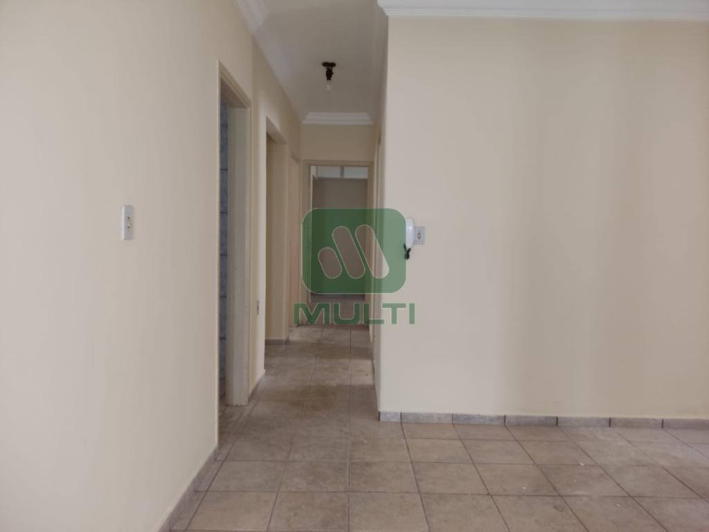 Casa à venda com 3 quartos, 200m² - Foto 6