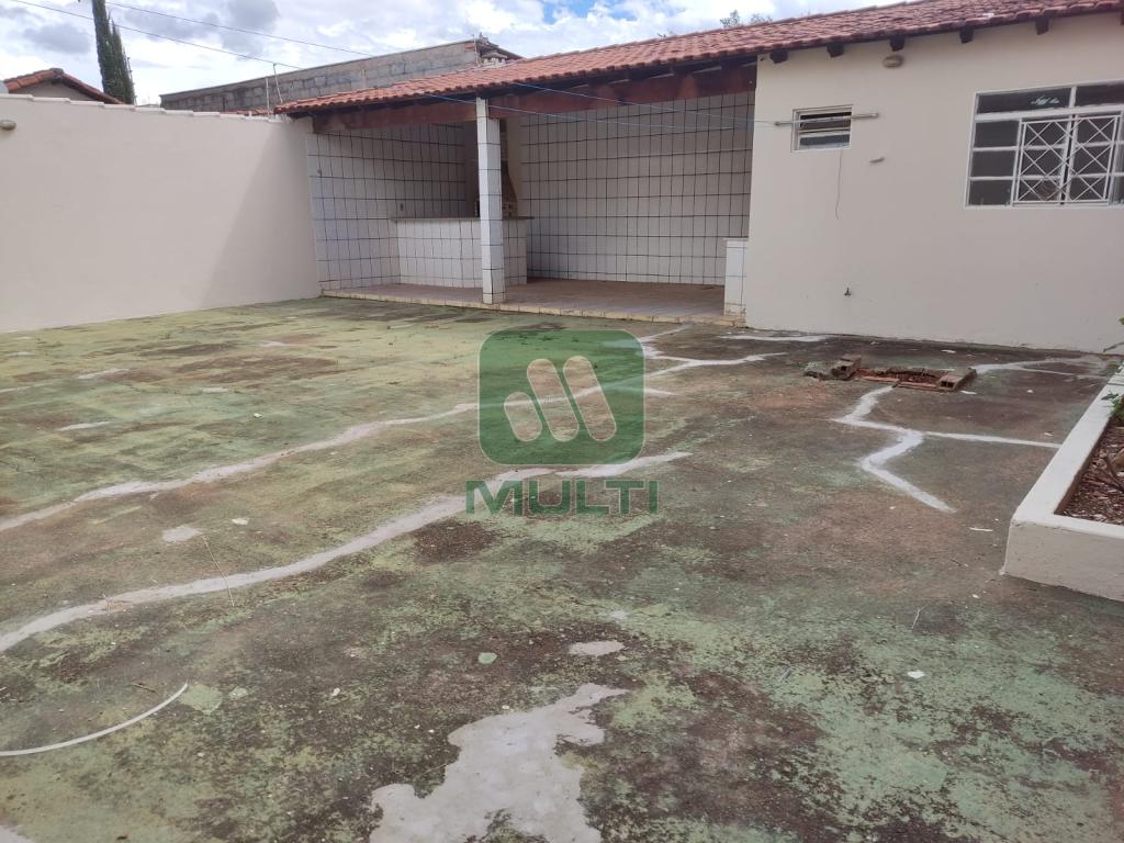 Casa à venda com 3 quartos, 200m² - Foto 8