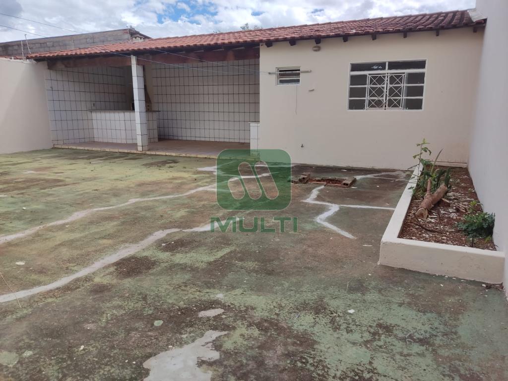 Casa à venda com 3 quartos, 200m² - Foto 16