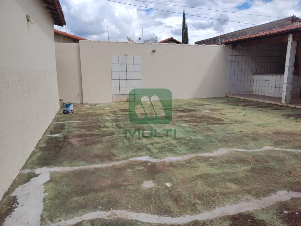 Casa à venda com 3 quartos, 200m² - Foto 17