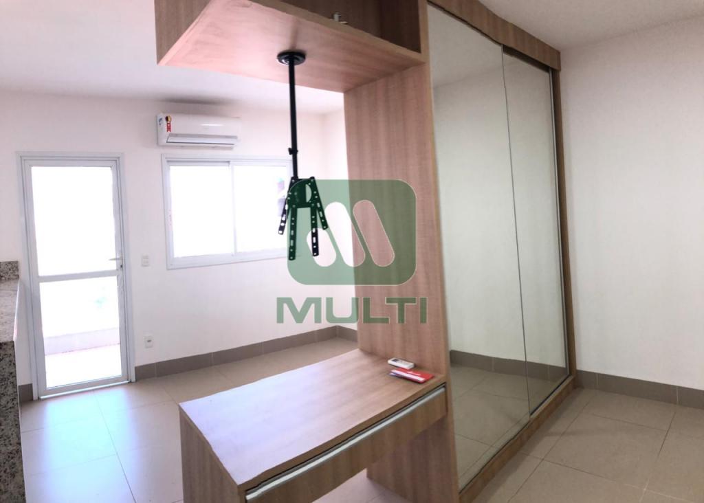 Apartamento à venda com 1 quarto, 39m² - Foto 37