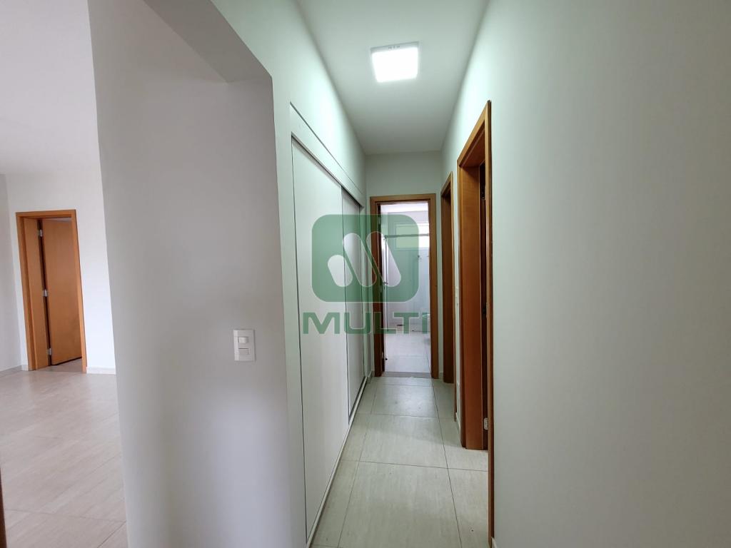 Apartamento à venda com 3 quartos, 107m² - Foto 10