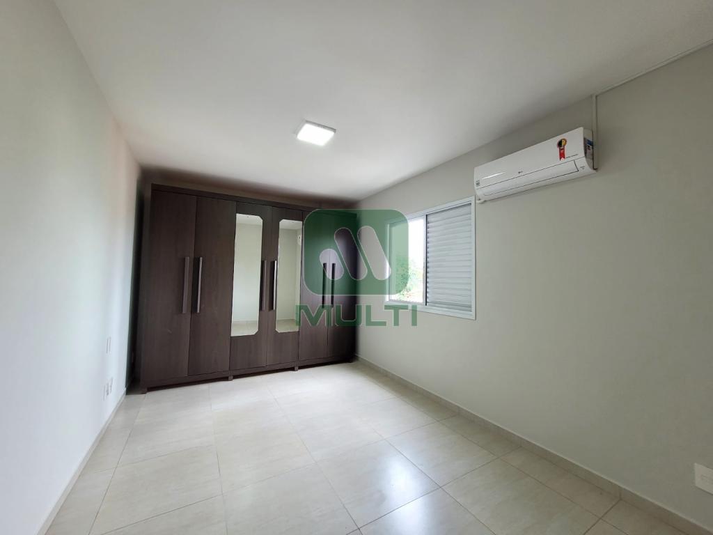 Apartamento à venda com 3 quartos, 107m² - Foto 15