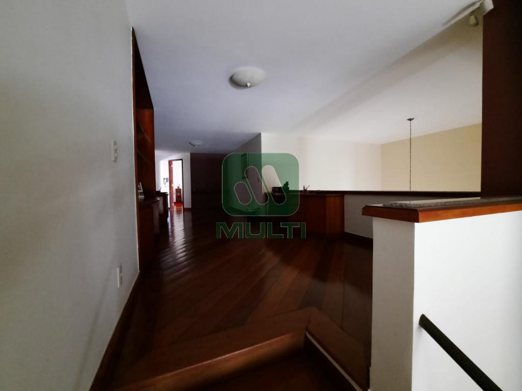 Casa à venda com 3 quartos, 470m² - Foto 16