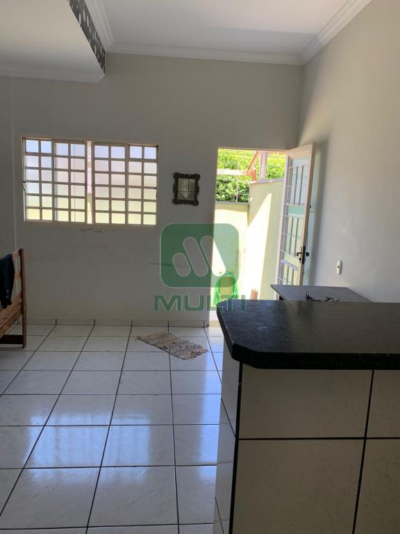 Casa à venda com 3 quartos, 190m² - Foto 7