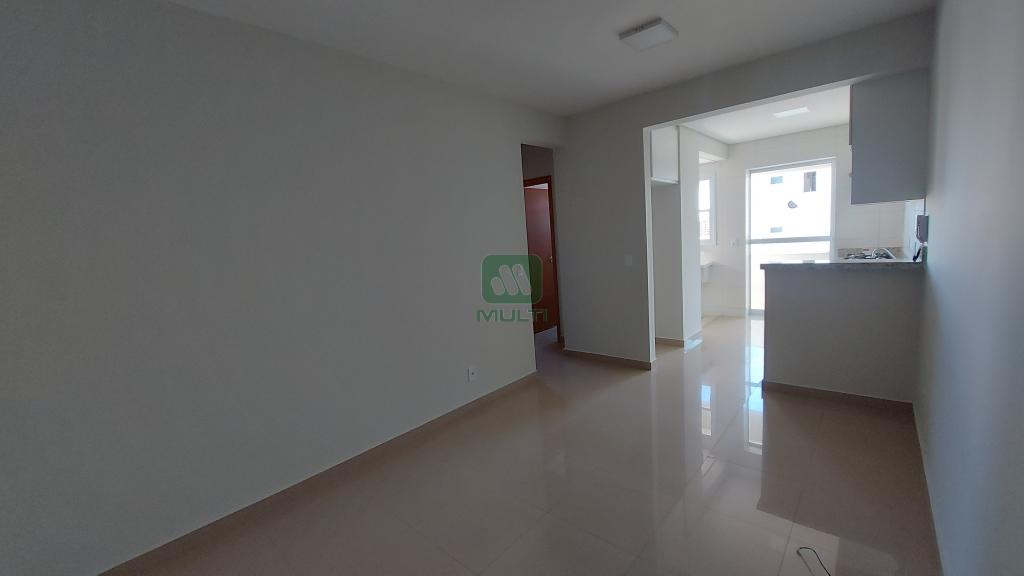 Apartamento à venda com 2 quartos, 56m² - Foto 3