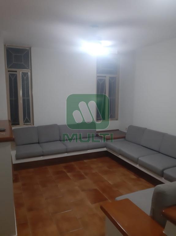 Casa à venda com 3 quartos, 210m² - Foto 13