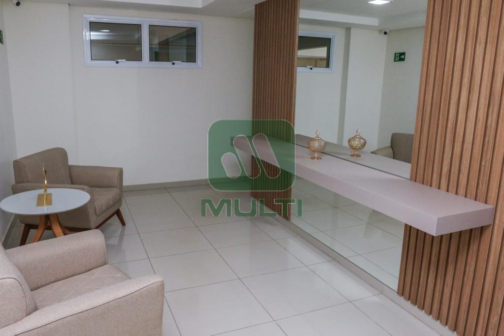 Apartamento à venda com 2 quartos, 77m² - Foto 7