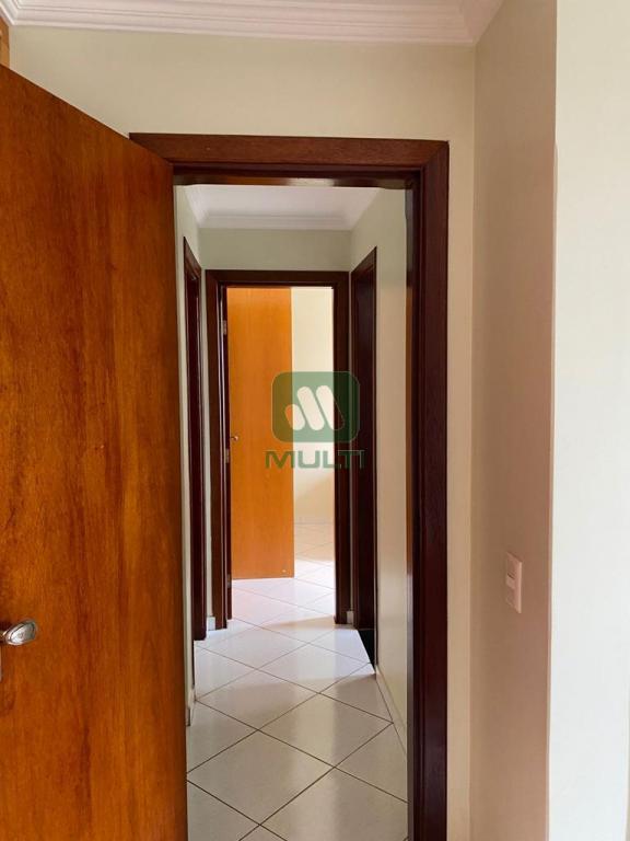 Apartamento à venda com 3 quartos, 90m² - Foto 6