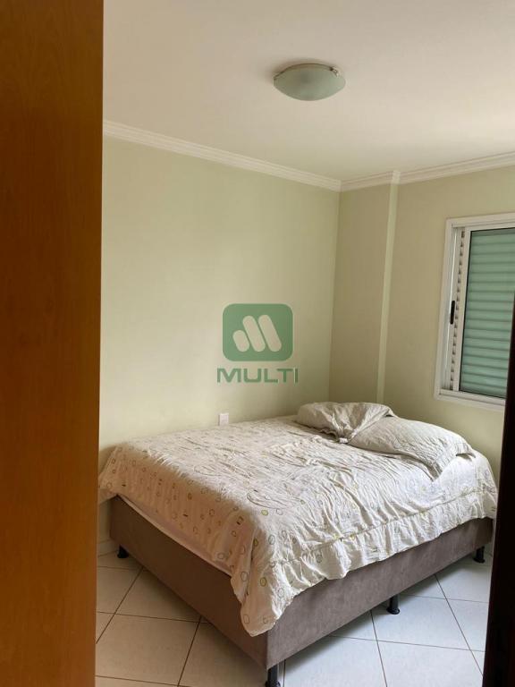 Apartamento à venda com 3 quartos, 90m² - Foto 7