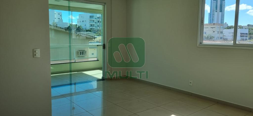 Apartamento à venda com 3 quartos, 105m² - Foto 4