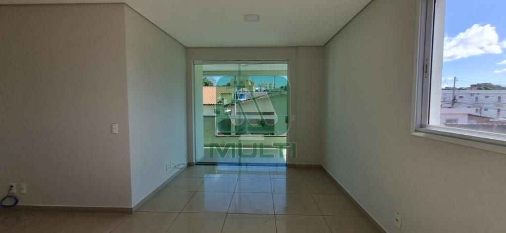 Apartamento à venda com 3 quartos, 105m² - Foto 6