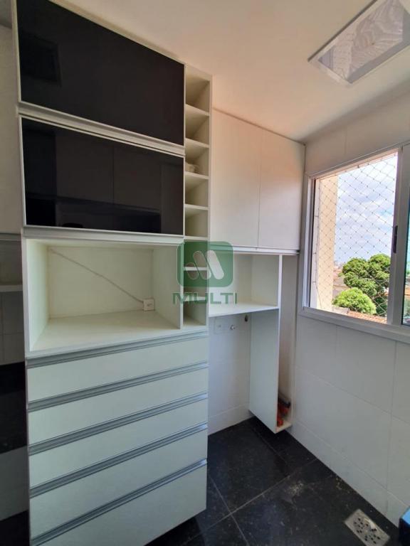 Apartamento à venda com 2 quartos, 55m² - Foto 3