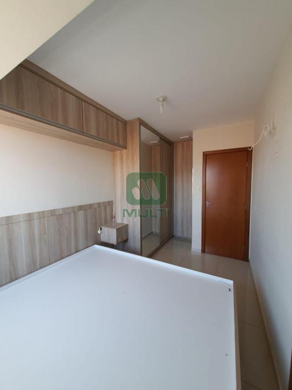 Apartamento à venda com 2 quartos, 55m² - Foto 15