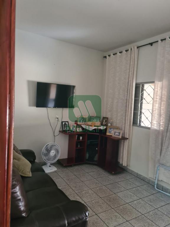 Casa à venda com 3 quartos, 263m² - Foto 7