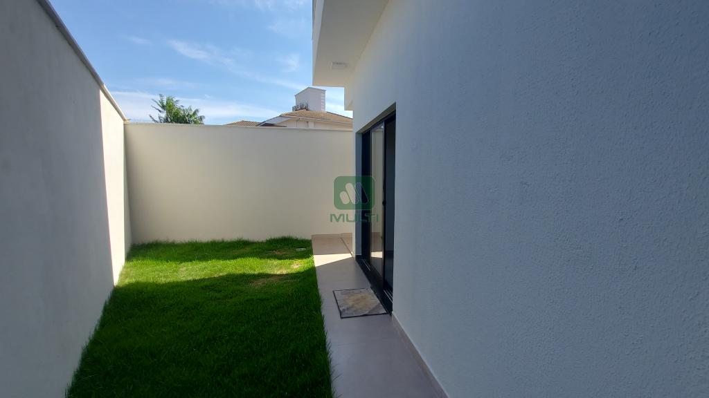 Casa à venda com 3 quartos, 177m² - Foto 7