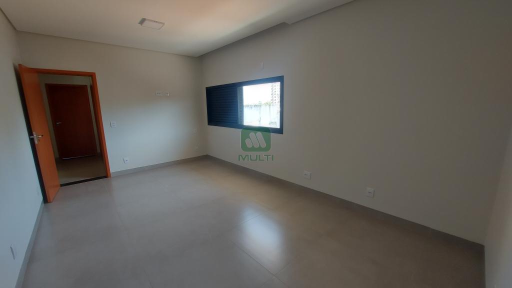 Casa à venda com 3 quartos, 177m² - Foto 10