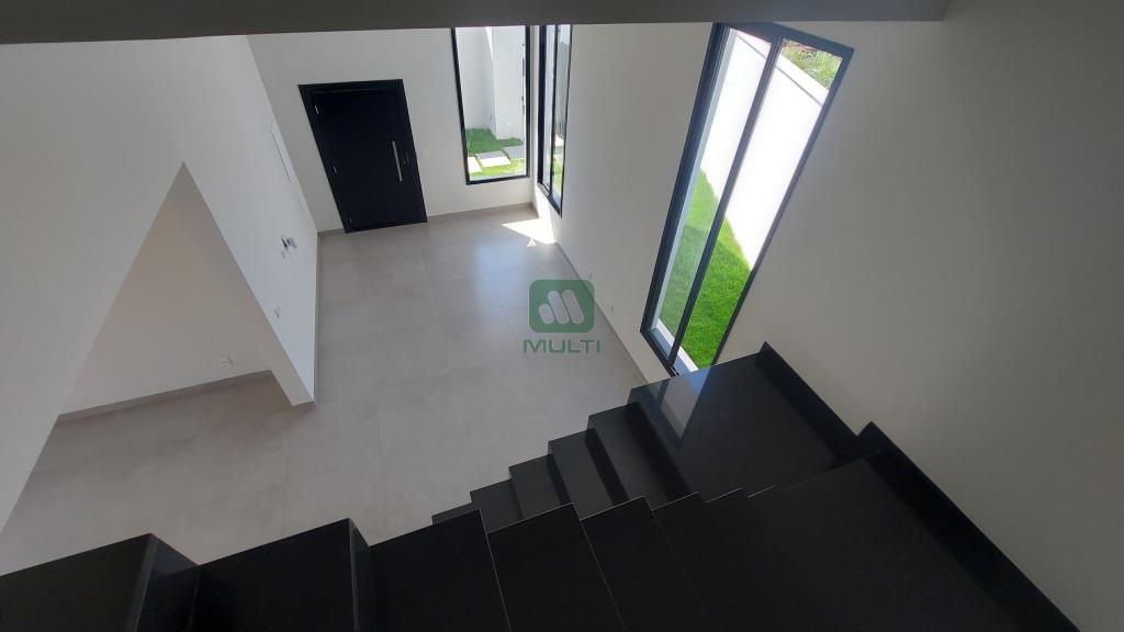 Casa à venda com 3 quartos, 177m² - Foto 16