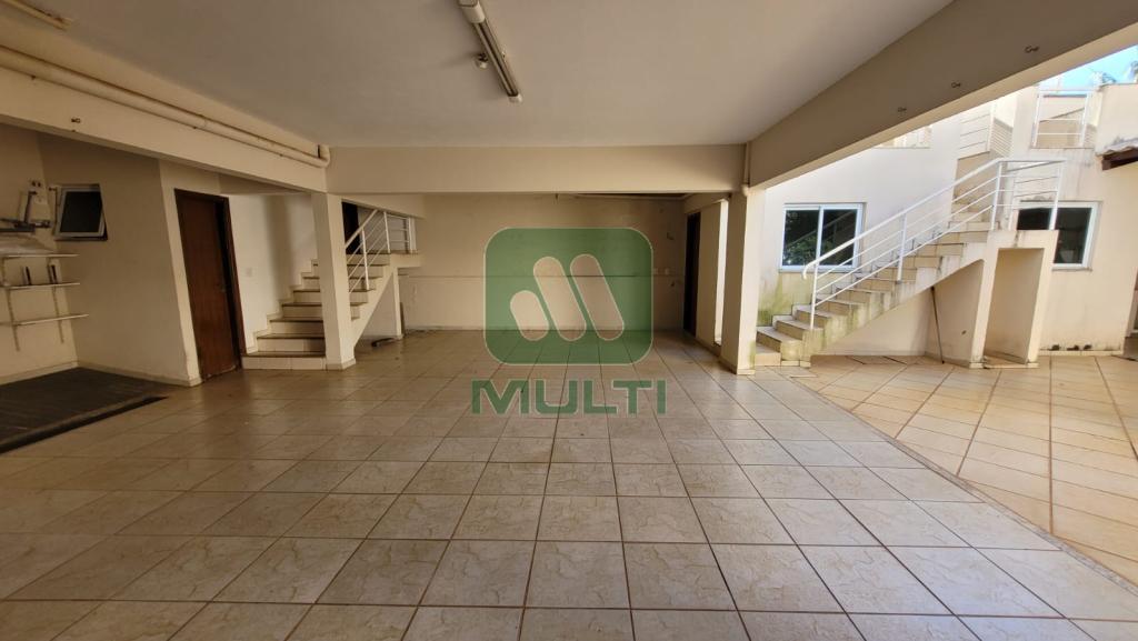 Casa à venda com 4 quartos, 300m² - Foto 5