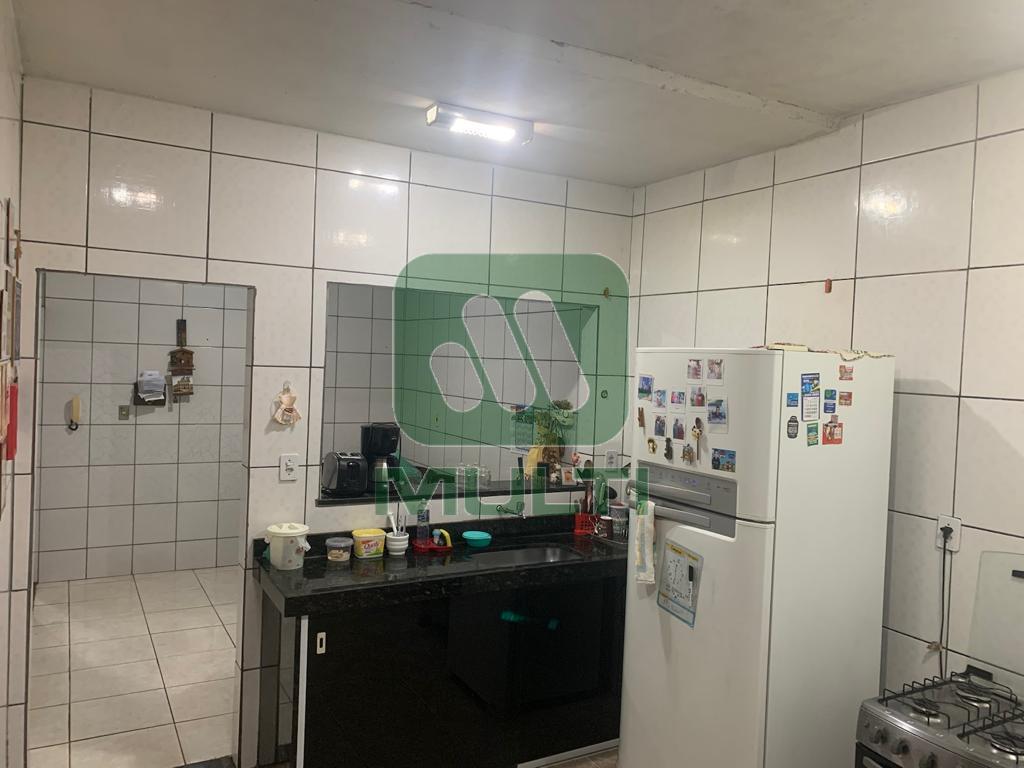 Casa à venda com 3 quartos, 139m² - Foto 9