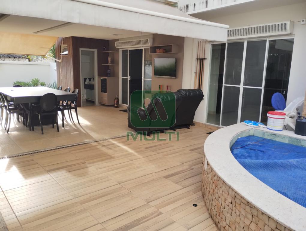 Casa de Condomínio à venda com 3 quartos, 270m² - Foto 11