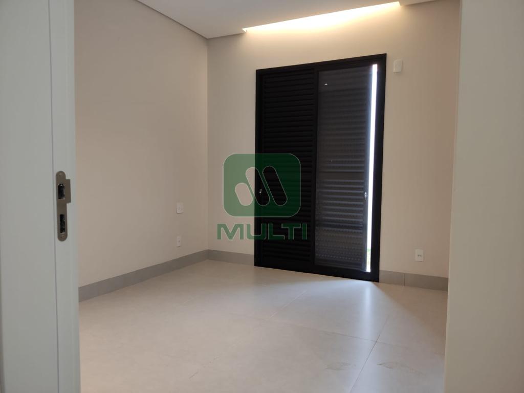 Casa de Condomínio à venda com 3 quartos, 256m² - Foto 12